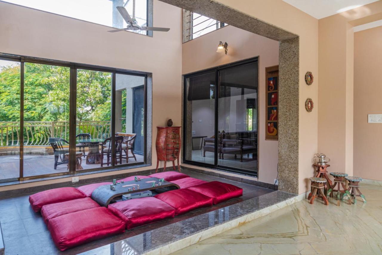 Saffronstays Aura, Alibaug - Luxury Pool Villa With A Game Room And Spacious Lawn Алибаг Екстериор снимка
