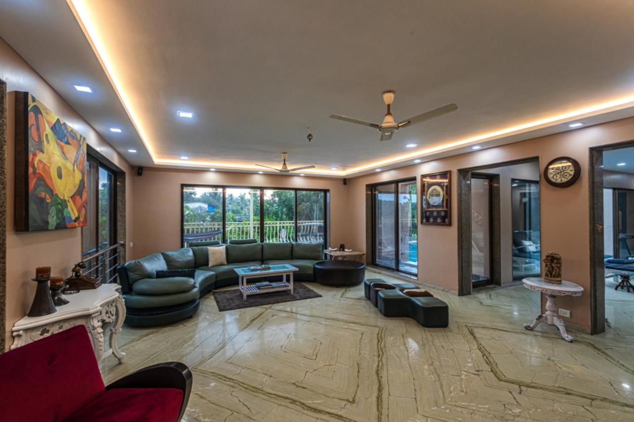 Saffronstays Aura, Alibaug - Luxury Pool Villa With A Game Room And Spacious Lawn Алибаг Екстериор снимка