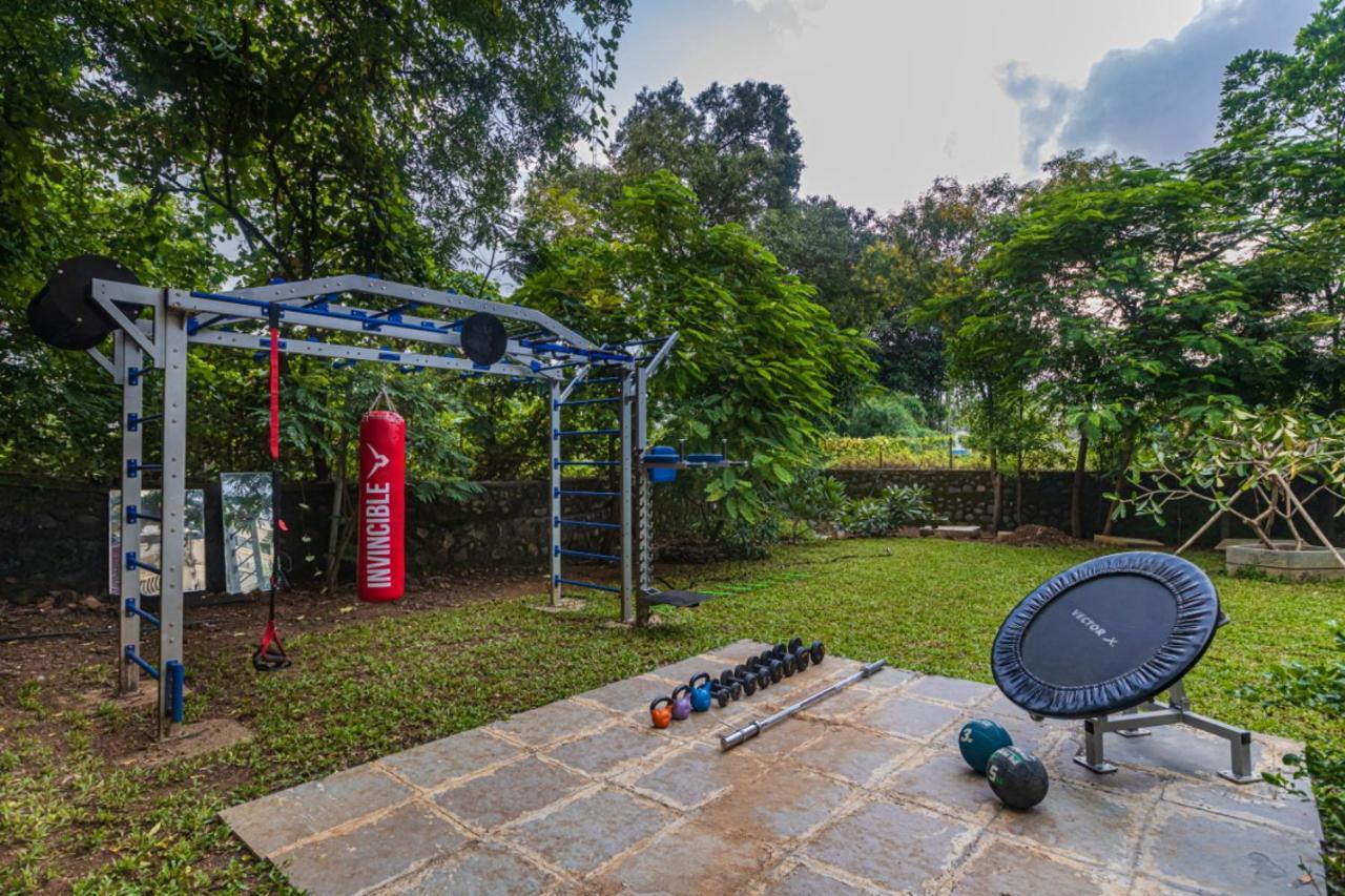 Saffronstays Aura, Alibaug - Luxury Pool Villa With A Game Room And Spacious Lawn Алибаг Екстериор снимка