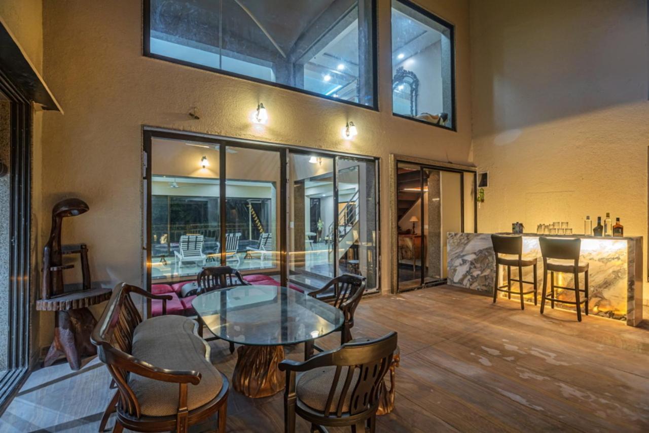 Saffronstays Aura, Alibaug - Luxury Pool Villa With A Game Room And Spacious Lawn Алибаг Екстериор снимка