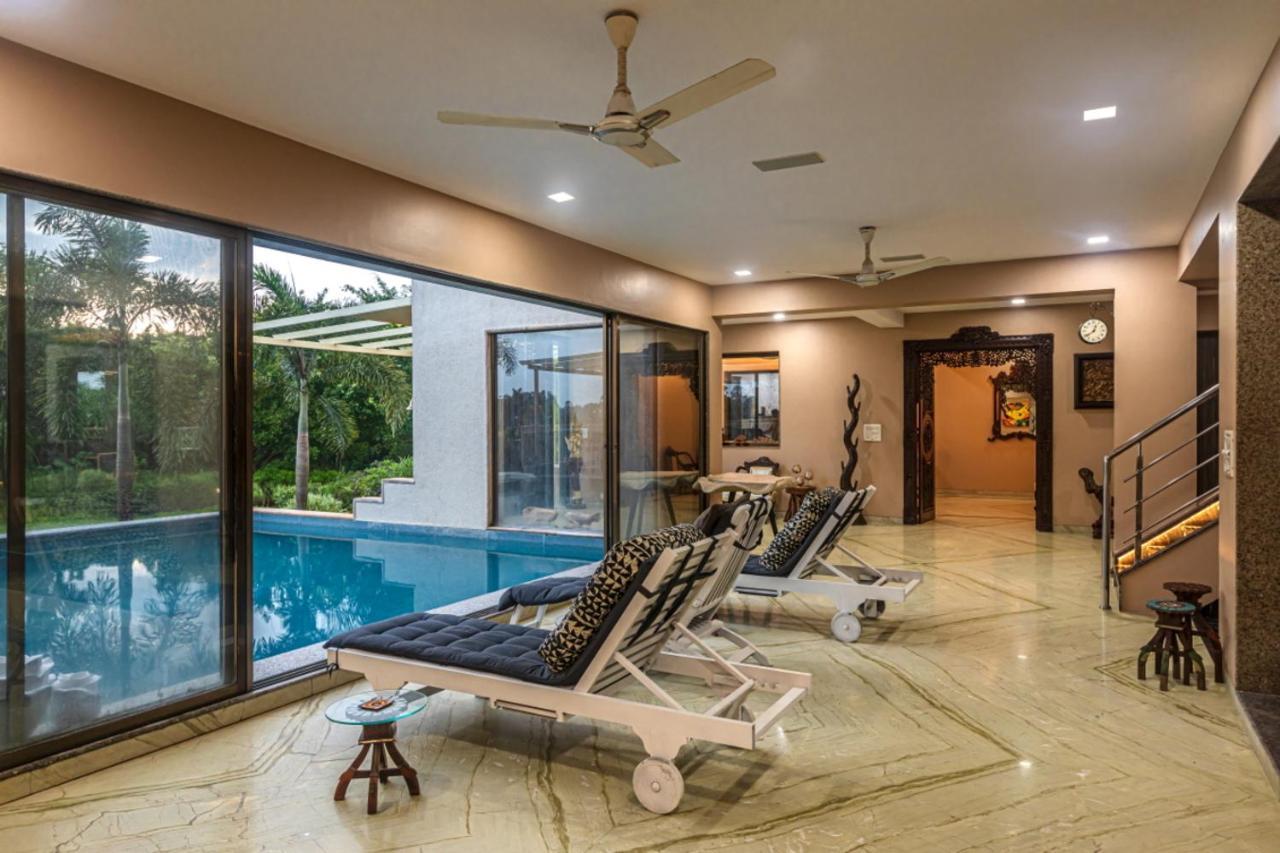 Saffronstays Aura, Alibaug - Luxury Pool Villa With A Game Room And Spacious Lawn Алибаг Екстериор снимка