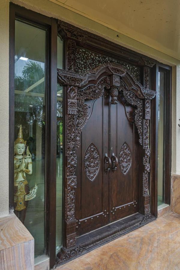 Saffronstays Aura, Alibaug - Luxury Pool Villa With A Game Room And Spacious Lawn Алибаг Екстериор снимка